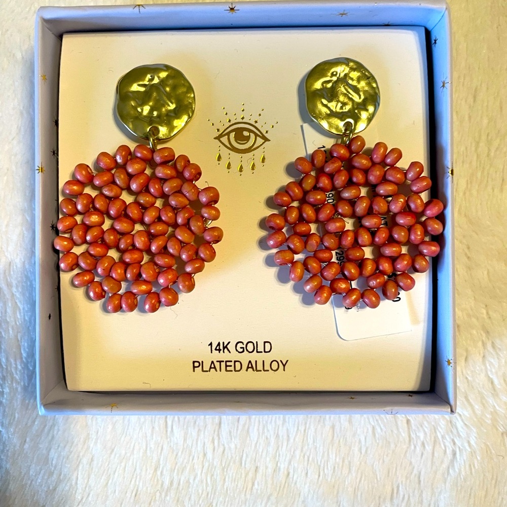 Sold ✅Corral Earrings